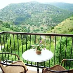 En Dimitsani 4*