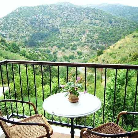 En Dimitsani 4*