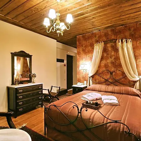 Pensjonat En Dimitsani 4*