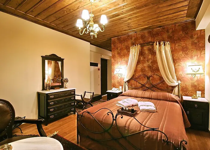 Gasthuis En Dimitsani 4*